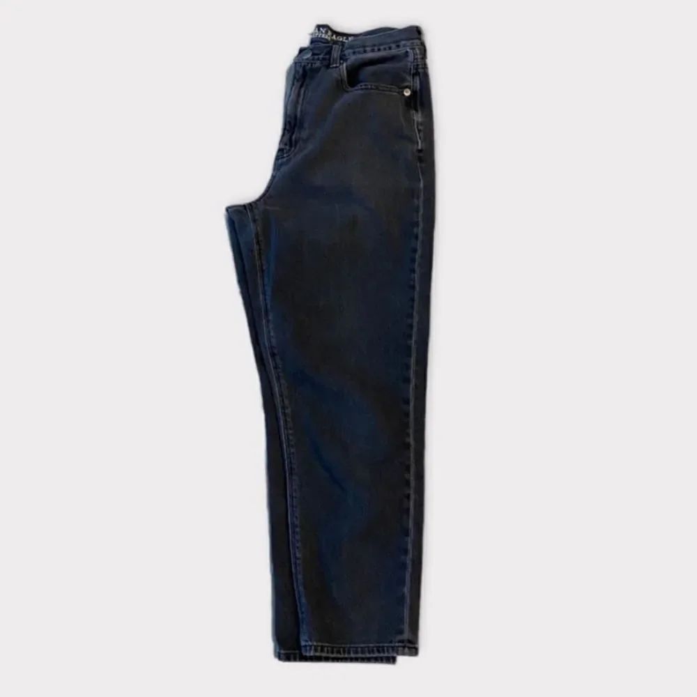 American Eagle Black Mom Straight Leg Hi Waisted Denim Jeans